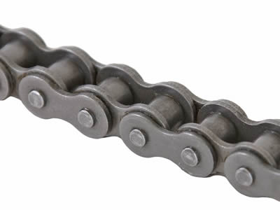 A piece of DP treated anti-corrosive roller chains on the white background.
