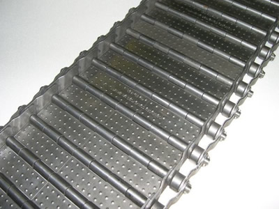 A piece of convex plate with side guards and cotter pin chains on the white background.